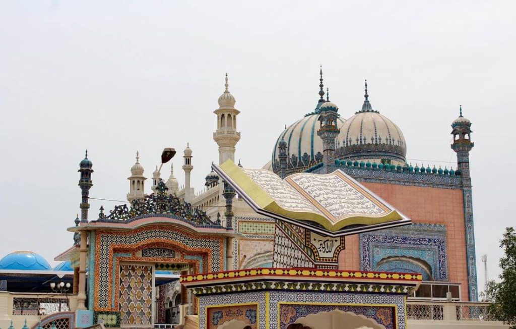 Bong Mosque, Rahim Yar Khan