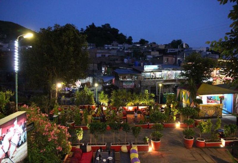 Des Pardes Restaurant - Hi-Tea Restaurants in Islamabad