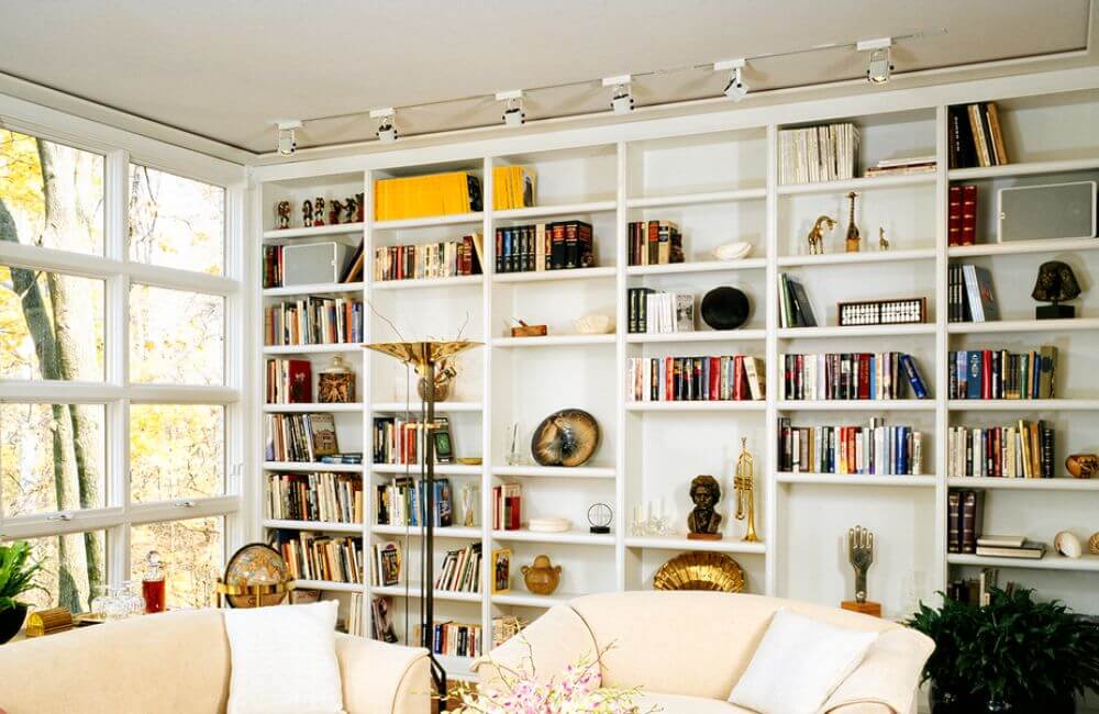 Re-Style a Bookshelf
